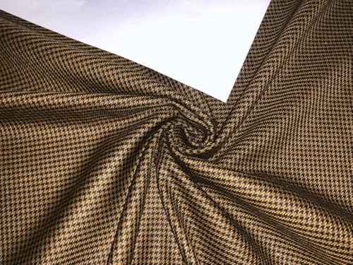 Veste en laine tan et noir parfaite pour vos rendez-vous