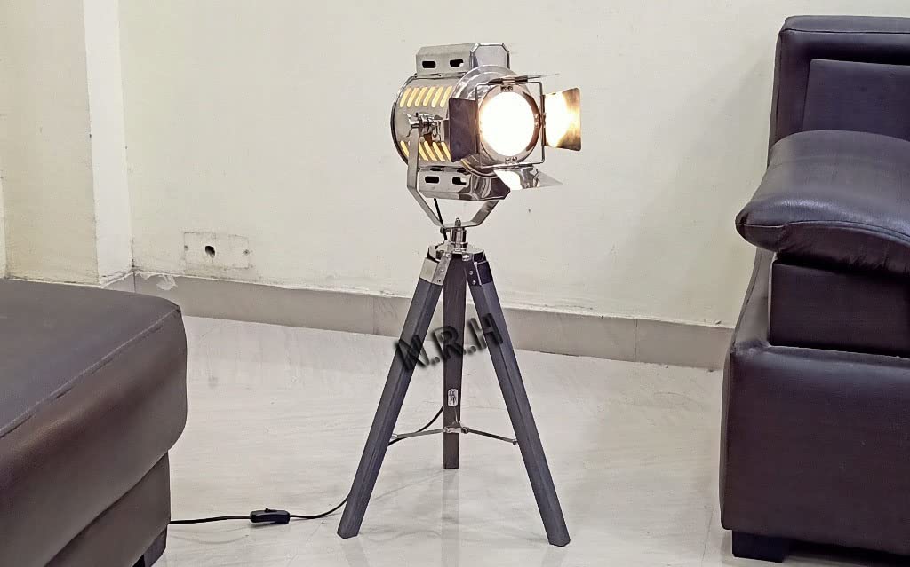 Lampada da tavolo industriale Treppiede Macchina Fotografica Vintage Legno Cinema Proiettore Decorativo Fattoria In Piedi Apparecchi di Illuminazione Decorazioni