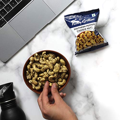 Image of Nutty Gritties Salted Cashews Nuts, Roasted Pepper ((Pack of 3 - Each 28g))