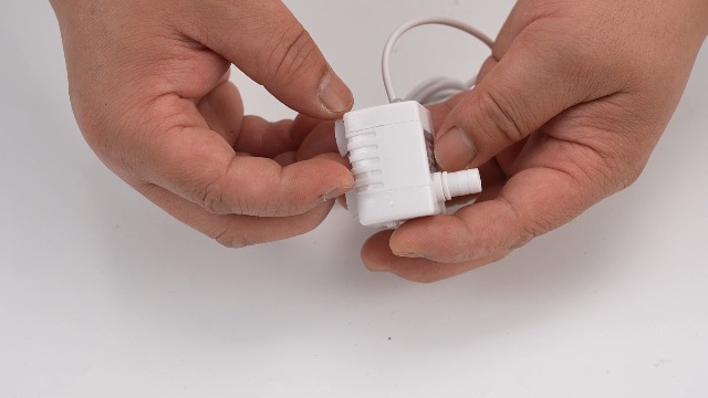 Bomba de fuente de agua para gato, ajustable y silenciosa miniatura 7