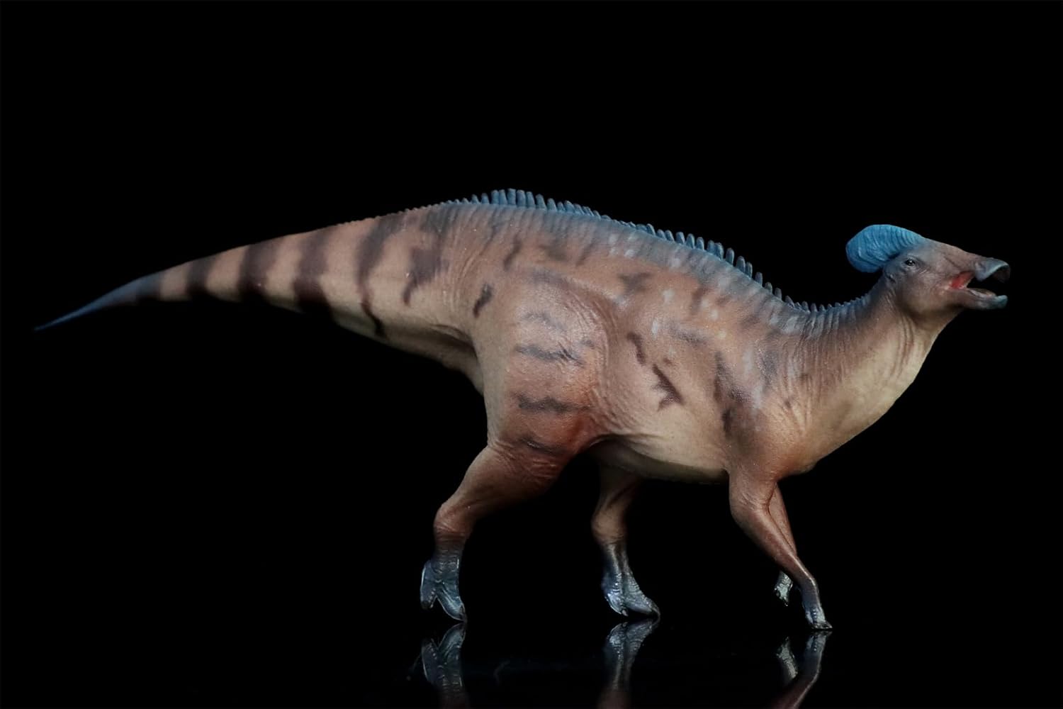 HLG 1:35 Scale Tlatolophus Galorum Model PVC Animal Figure Dinosaur Collection Realistic Decoration Gift for Adult (Red with Box)