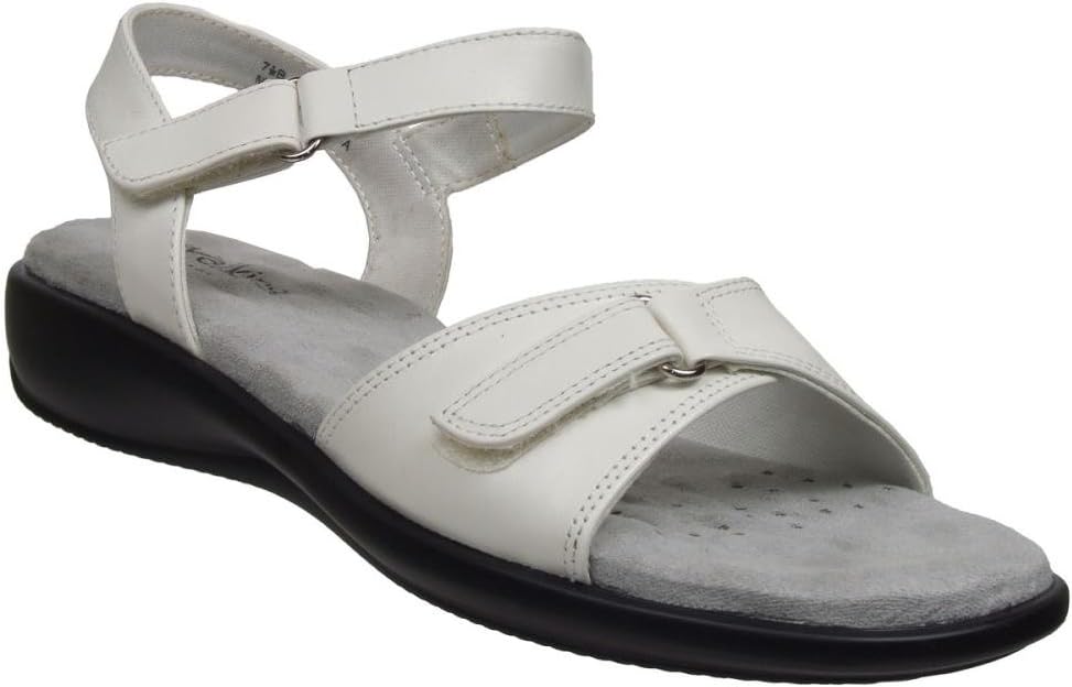 Ros Hommerson Women's Sky 2
