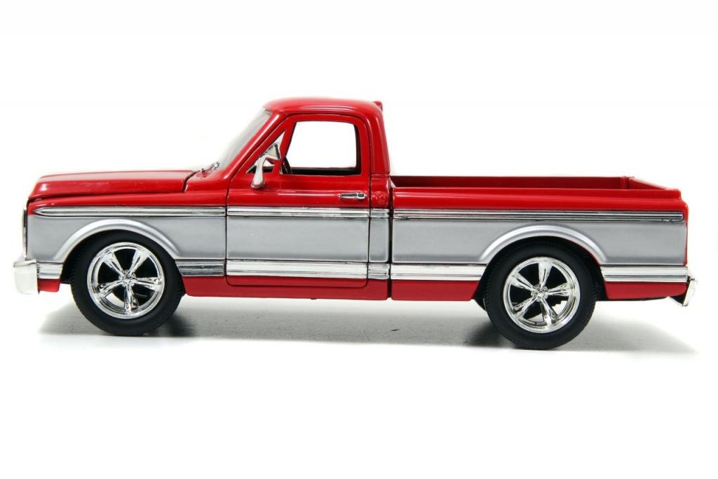 Jada 1972 Chevy Cheyenne Pickup Truck 1:24 Scale Diecast Model Car