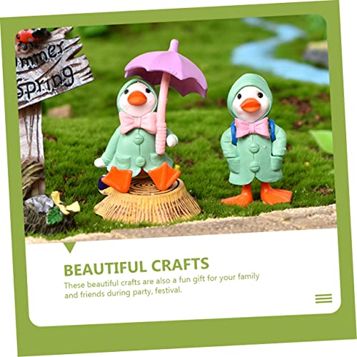 BCOATH 8 Pçs Capa De Chuva Patinho Recipiente De Plástico Mini Brinquedo Topper De Mesa Estátuas De