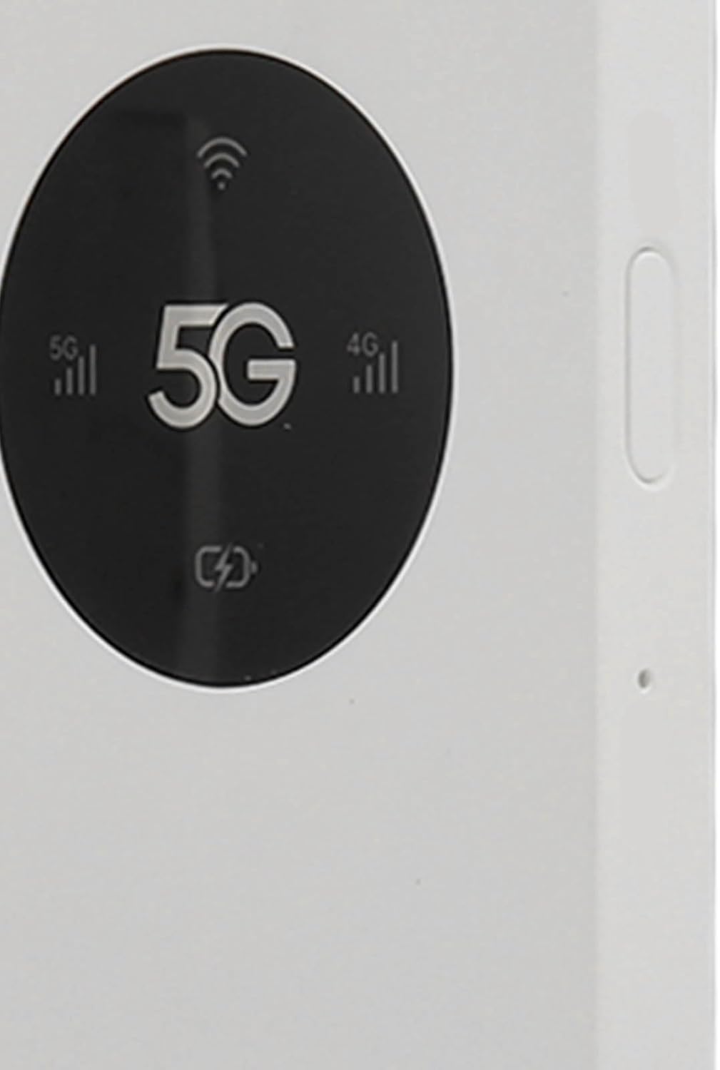 Close-up of the Fockety 5G Router's display showing 5G and signal indicators