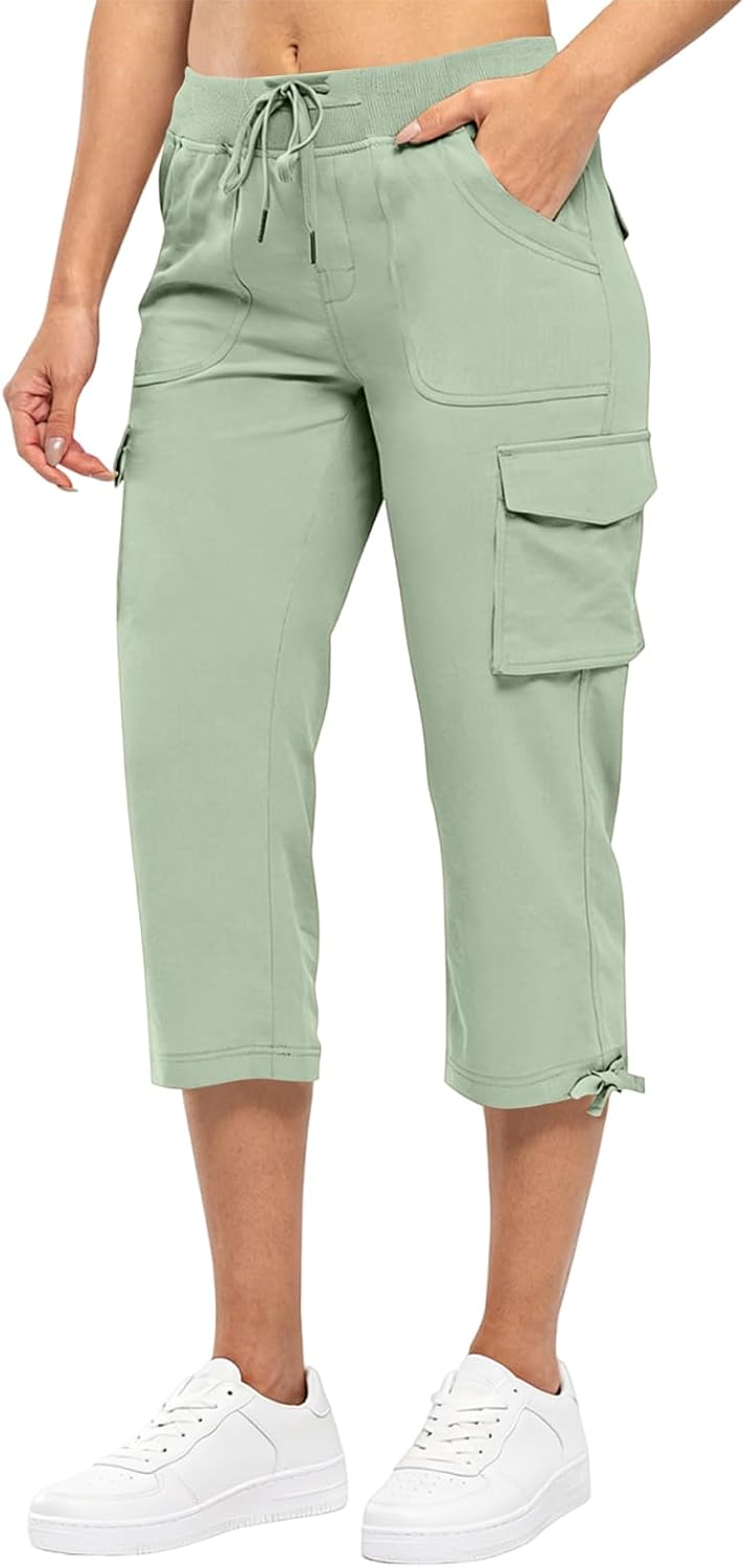 Cargo Capris for Women Summer Quick Dry Hiking Workout Capri Pants with Pockets Elastic Travel Capris Casual Cropped Pants