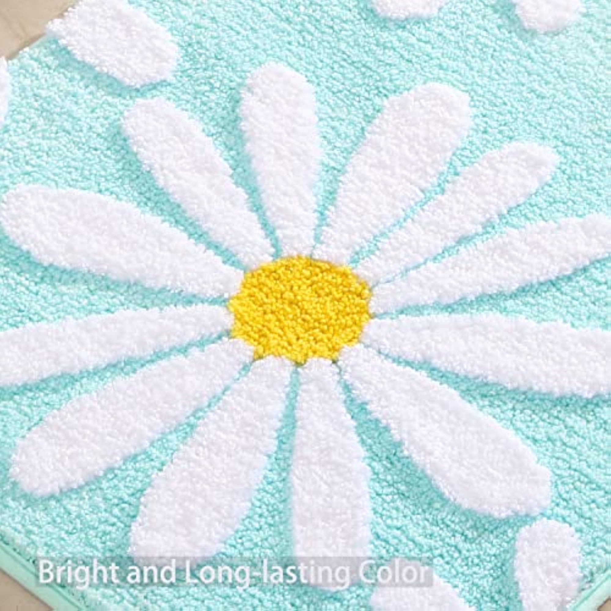 Cute Daisy Bath Mat, White and Yellow Flower Design