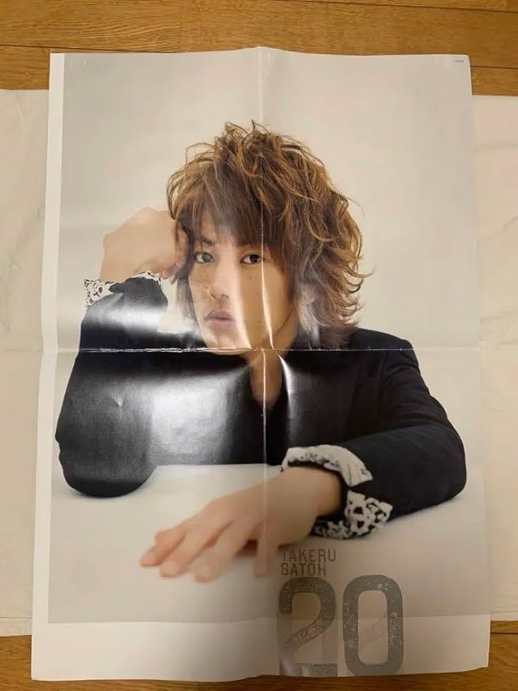 佐藤健アニバーサリーブック&amp;カレンダー(DVD付)&amp;ポスター Amazon.co.jp: 佐藤健 30 アニバーサリーブック : おもちゃ