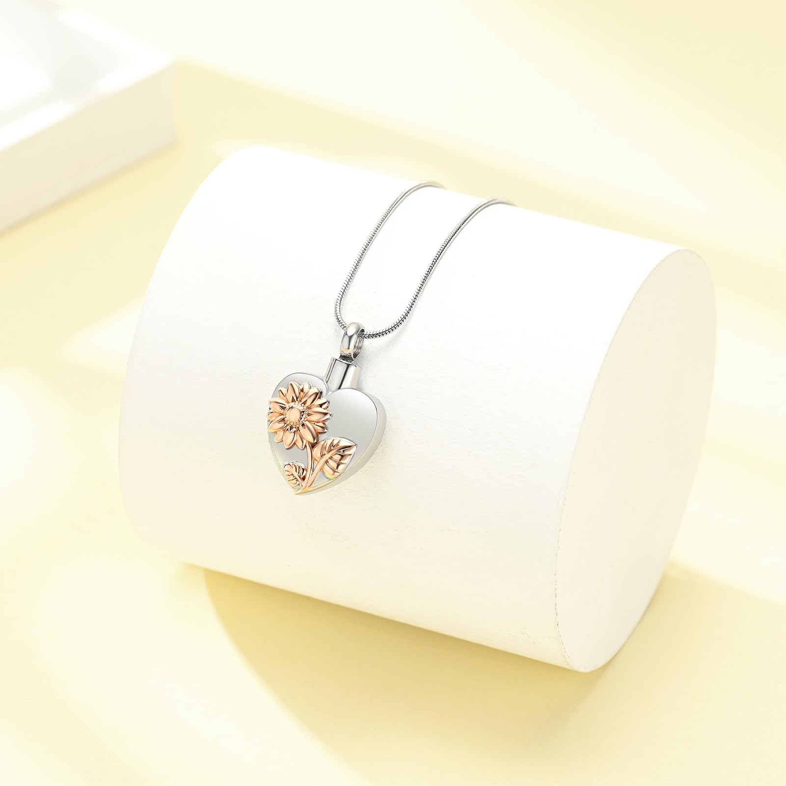 VCCWYQK Sunflower Heart Urn Necklace for Ashes Stainless Steel Daisy Flower Urn Necklace for Ashes Memorial Keepsake Jewelry for Human - Image 3