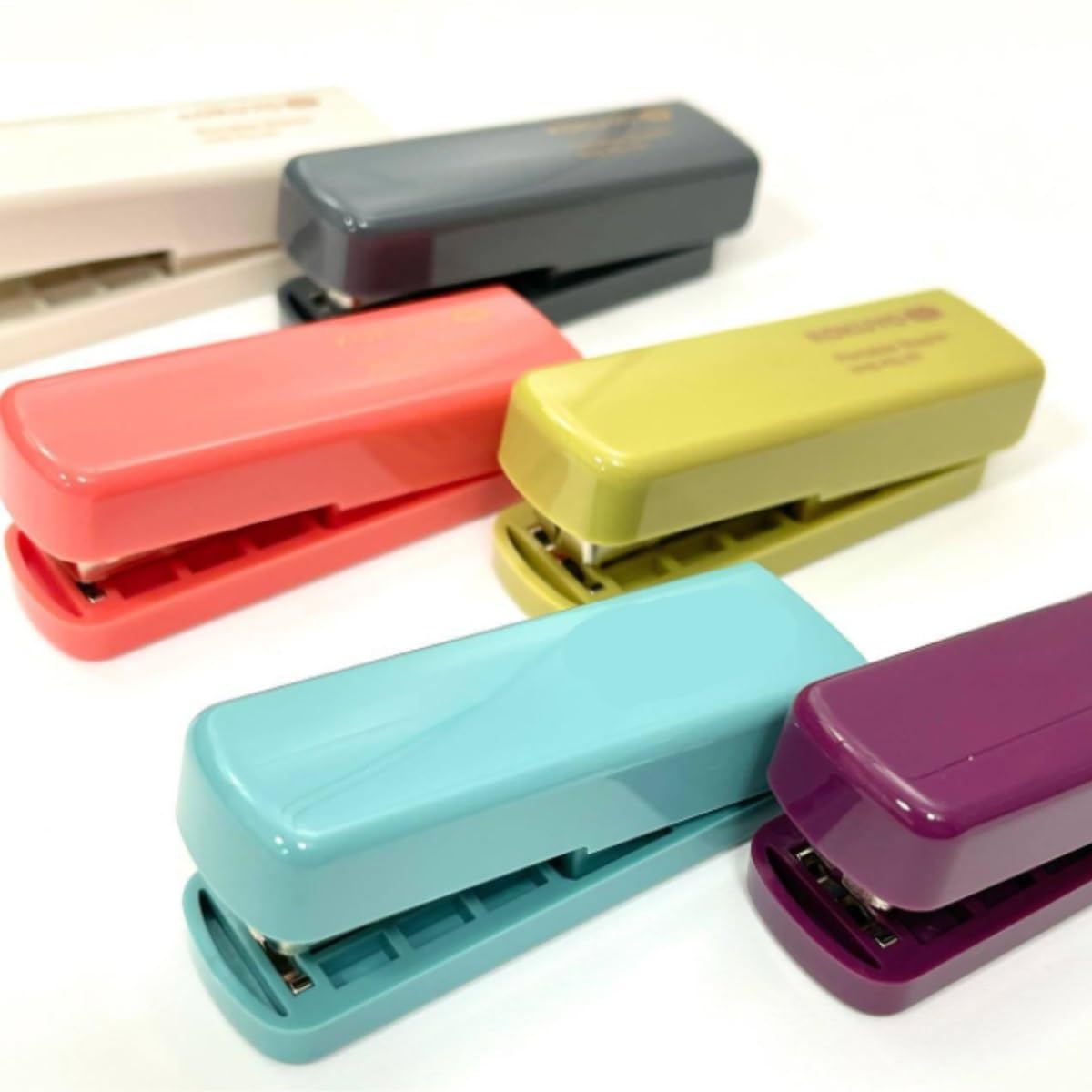 Cucitrice per Casa Ufficio Cucitrice Portatile for Piccola Rilegatrice for Carta con Adatta A Studenti, Ufficio, Decorazione Domestica Accessori per Scrivania(G)