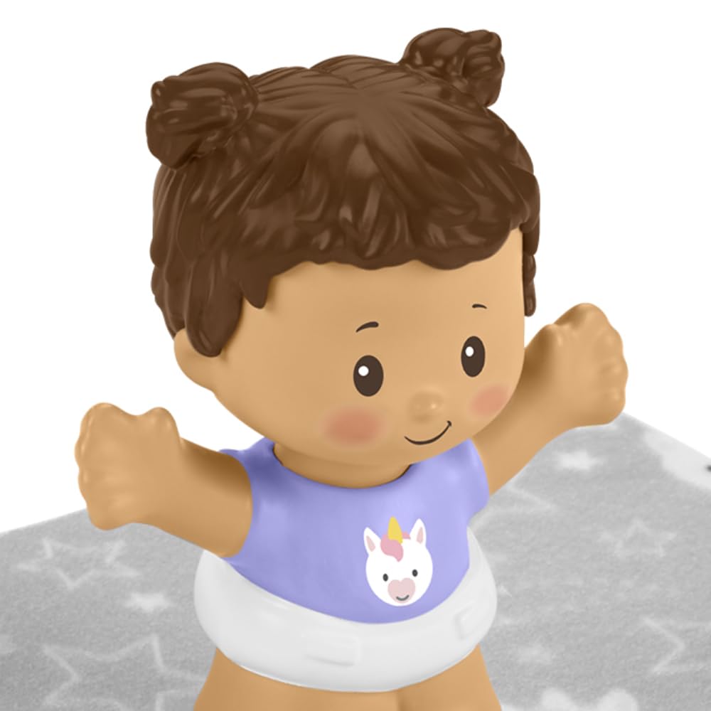 Fisher-Price Ersatzteil Little People Snuggle Twins Spielset GKY44 – Ersatz-Mädchen-Figur mit lila Shirt mit Einhorn und Zöpfen