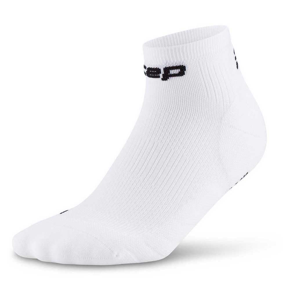 CEP Kurze Laufsocken mit Kompression für Damen – Core 5.0 Low Cut Kompressionssocken – Sneaker Sportsocken zum Laufen & Training mit rutschfester Passform und blasenfreiem Laufgefühl