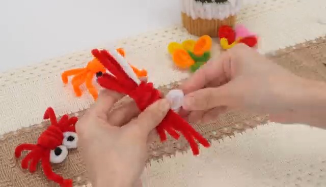 Image of 1600 PCS Pipe Cleaners, Pipe Cleaners Bulk 48 Colors, Chenille Stems for Flowers DIY Art Creative Crafts Decorations Colorful Thick Pipe Cleaners Craft Supplies for Christmas Halloween Birthday Gift
