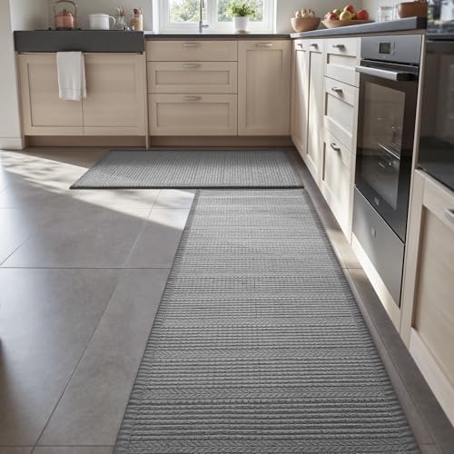 AMOAMI Kitchen Rugs Sets of 2, Mats for Kitchen Floor Super Absorbent Kitchen Rugs Non Slip Washable, Braided Kitchen Comfort Standing Mat for Sink Laundry Anti Fatigue, 17.3''x30''+17.3''x4