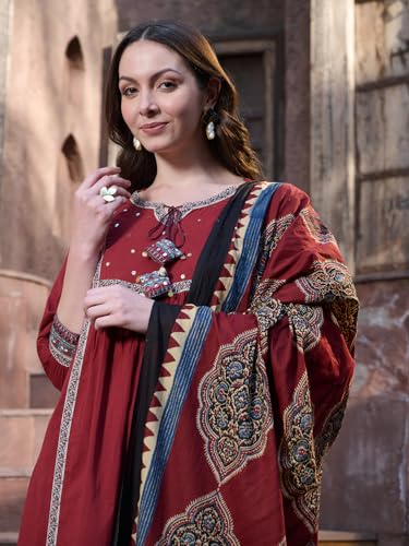 Image of Stylum Women's Solid Cotton Kurta Pant Dupatta Set