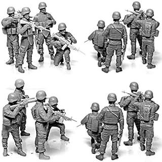 Plastic Model Kit with Military Miniatures1:35 Scale Military Models -