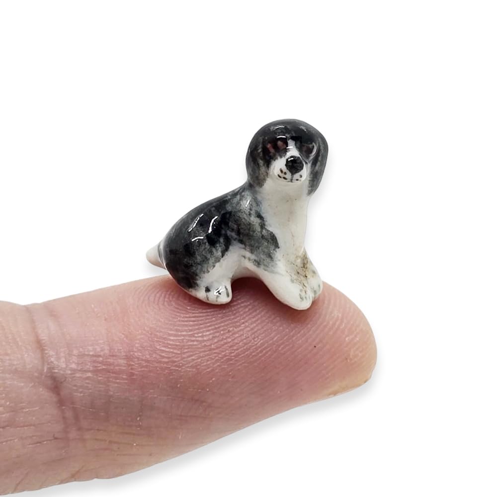 WitnyStore Tiny ½ Inch Black White Sit Look Right English Springer Spaniel Dog Figurine - Miniature Hand Made Painted Ceramic Dogs Puppy Animal Cute Porcelain Decorative Collectible Figure Décor Gifts