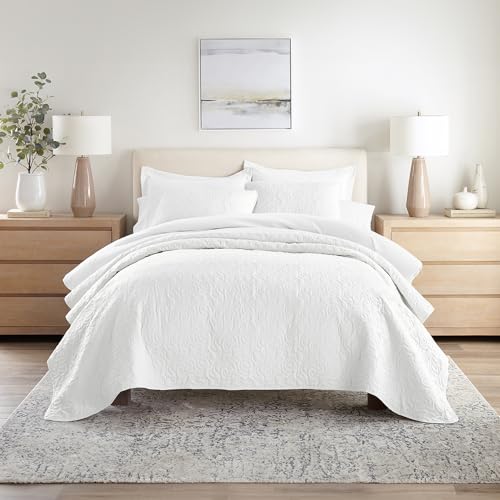 Edredones Queen Floral Stitch blanco Linen Market para renovar tu dormitorio este invierno