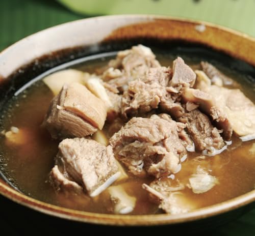 沖縄の郷土料理「山羊汁」