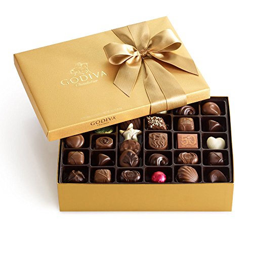 Godiva Chocolatier Assorted Chocolate Classic Gold Ballotin Gift Box, Assorted Chocolate, Premium Chocolate, Great as a Gift, 70 Count