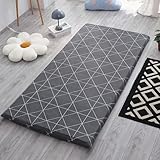 TISSU DE HAUTE QUALITɠ: Le tissu de surface de la couverture de lit de futon de sol est fait d'un tissu brossé doux pour la peau, qui est confortable, doux pour la peau et a un toucher doux. Assurez-vous une nuit de sommeil paisible sur votre matelas futon.