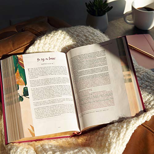 Rvr1960 Centrada En Cristo, Floral Símil Piel: Biblia Devocional Para Mujeres