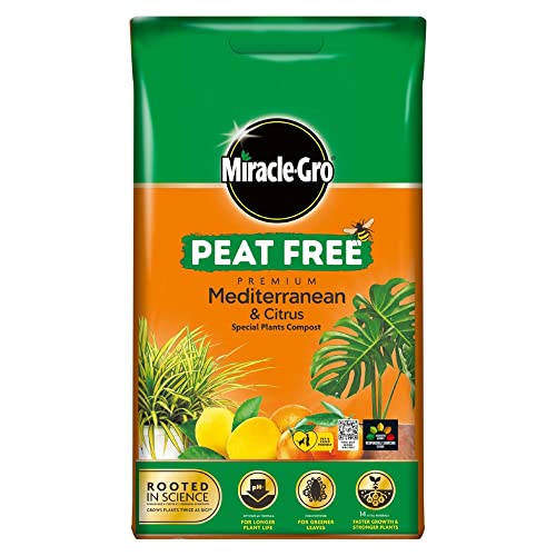 Miracle-Gro Premium Mediterranean & Citrus Compost 6L Easy Carry Pack