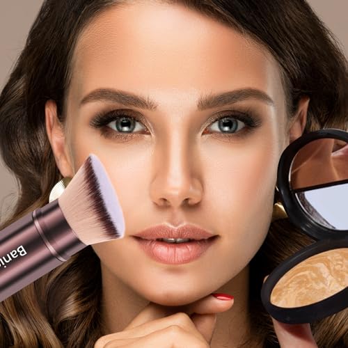 Retractable Kabuki Makeup Brush - Portable & Cruelty-Free Blending Tool for Foundation, Blush, and Bronzer (Brown)
