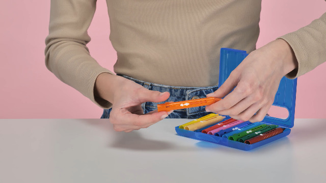 10 Crayons de Bain - Colors Bath - Feutres de Bain Effaçables - Pour Dessiner Écrire - Faciles à Nettoyer - Jeu de Bain Enfant 3 ans - Puériculture & Eveil bébé