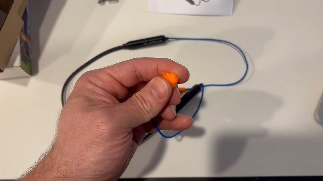 Amazon.com: HomeSpot Noise Reduction Wireless Neckband Headphones