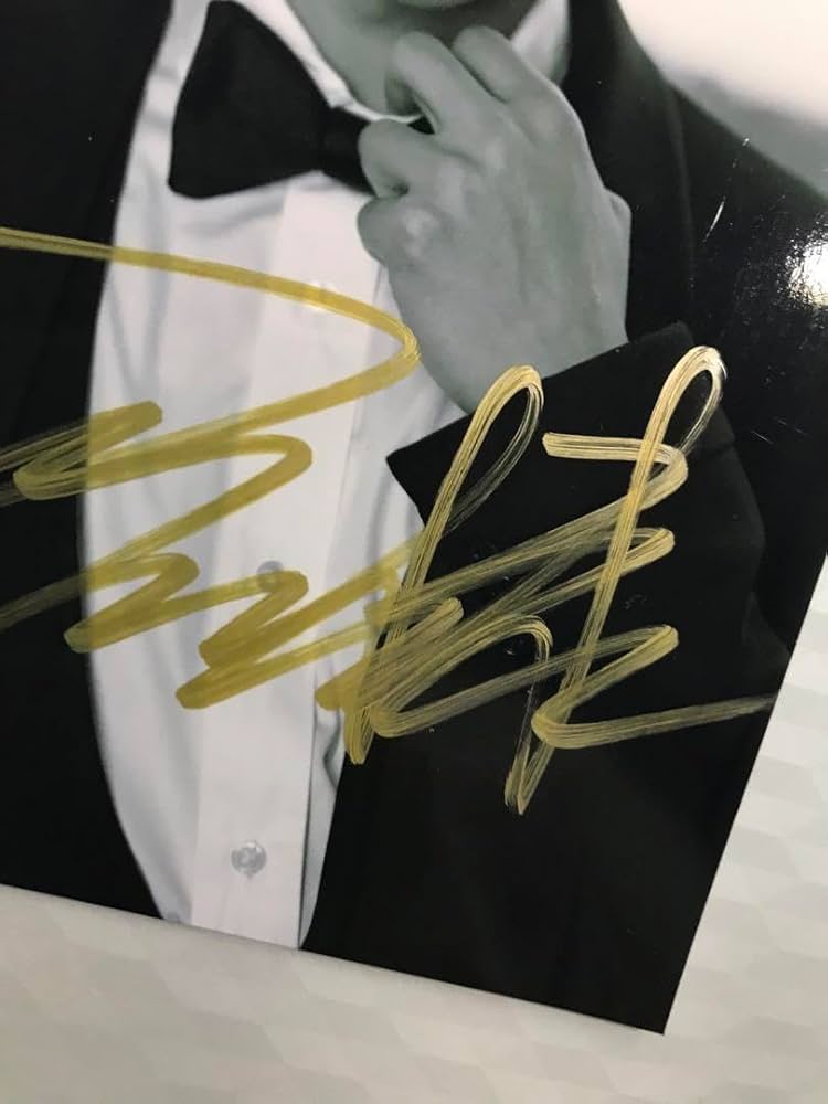 専用‼︎ 2023 微博之夜 王鶴棣、鄧為など 現場直筆サイン Amazon.co.jp: 王鶴棣ワンホーディー 雑誌バザール 蒼蘭訣 宣伝