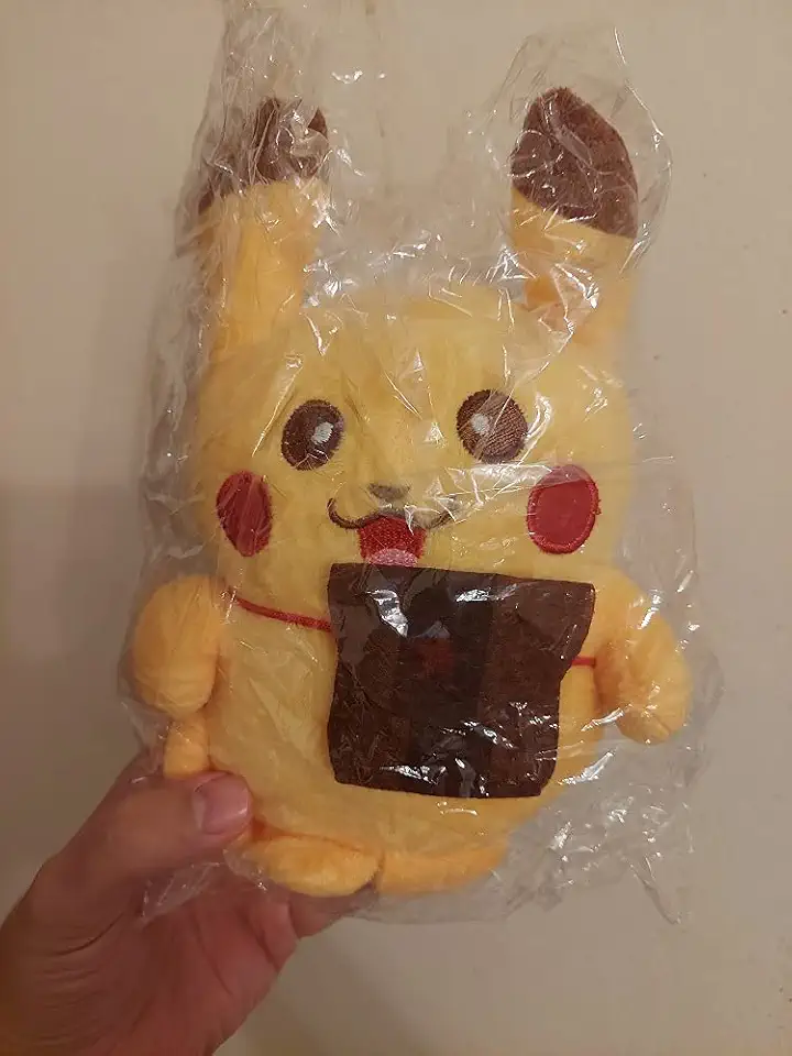 Pelucia Pokemon Pikachu com Bolsinha
