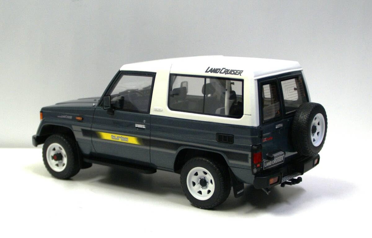 トヨタ 再再販ランドクルーザー70 ダイキャスト製ミニカー トヨタ ランドクルーザー 70 ZX 4DOOR 1994 ホワイト (ミニカー