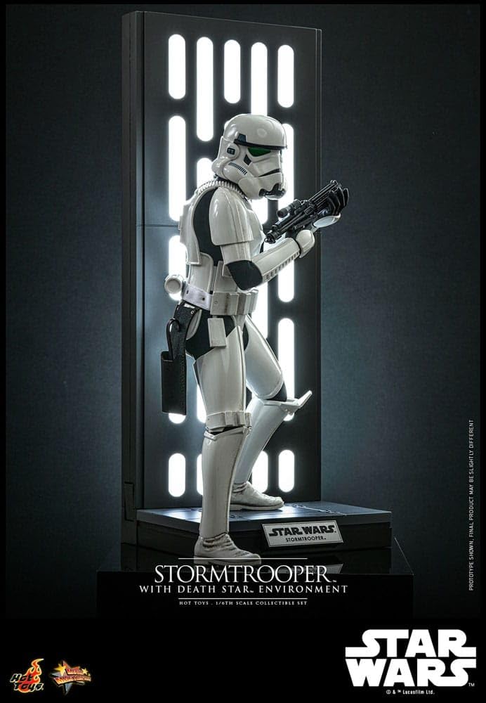 Amazon.com: Hot Toys Star Wars Classic Stormtrooper with Death