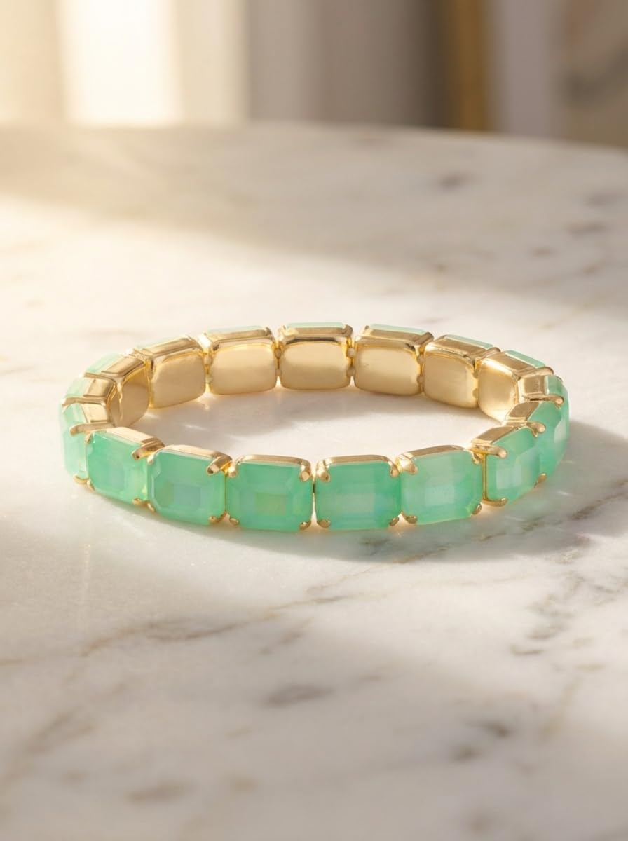 Sorrelli Green Mint Delite Emerald Cut Stretch Bracelet, 7 Inches Long, Bright Gold-tone