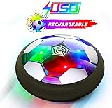 Der Indoor Fußball besteht aus hochwertigem und ungiftigem Kunststoff, dessen abgerundete Kanten und Schaumstoffbeschichtung keine Schäden an Möbeln oder Wänden verursachen. Sie können den Ball auf jeder horizontalen Oberfläche im Zimmer spielen. Linoleum-, Laminat- und Samtteppiche sind empfehlende Oberflächen.