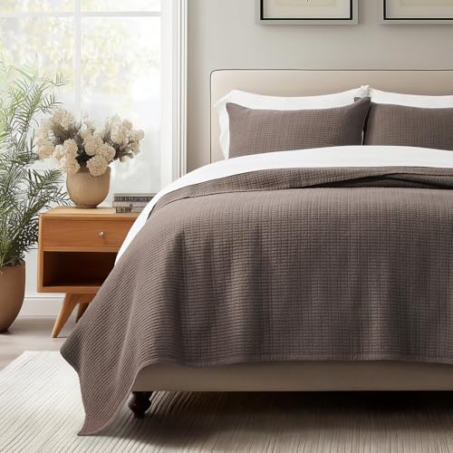 EverGrace 100% Cotton Quilt Queen Size Pre-Washed Modern Grid Stitch Lightweight Bedspread Coverlet for All Season Oversized 3-Piece Bedding Set with 2 Pillow Shams Dark Brown