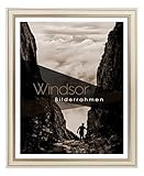 Lieferumfang: Windsor-Bilderrahmen für Bildmaß 40x60 cm in der Farbe Creme Silber; Rückwand (MDF / 2,5 mm) mit Aufhängern für Hoch- und Querformat; entspiegelte Antireflex-Kunstglasscheibe (1 mm).