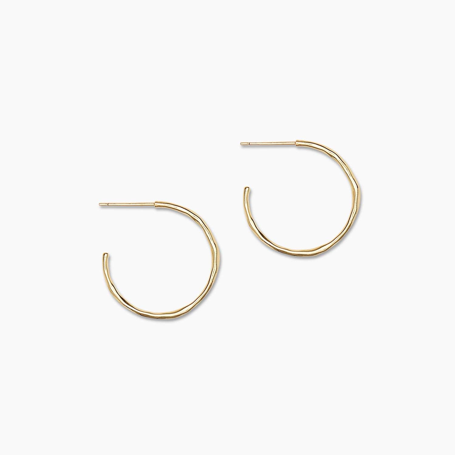 gorjana - Taner Small Hoops 1 inch - 18k Gold Plated - Hammered Texture - Everyday Wear - Timeless Elegance - Versatile Design - Secure Fit - Post Back Closure