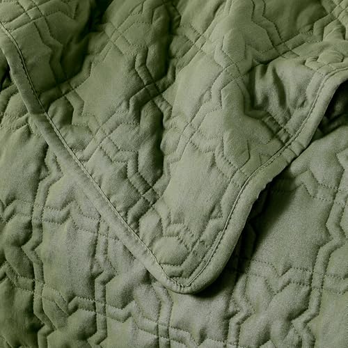 Olive Green King Size Quilt Bedding Sets with Pillow Sham, Summer Lightweight Soft Bedspread Coverlet, Farmhouse Country Textured Quilted Blanket Thin Comforter Bed Cover, 3 Pieces, 104x90 inches