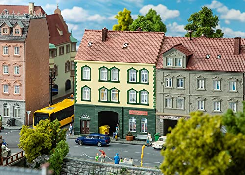 Maison de Ville Faller pour décor miniature marron et vert