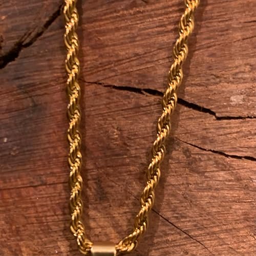 Collar Virgen del Carmen de acero inoxidable regalo ideal