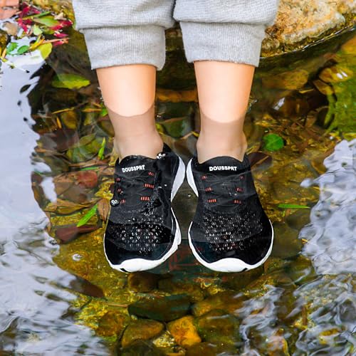 Image of DOUSSPRT Water Shoes for Kids Boys Girls Quick Dry Beach Sports Swim Pool Aqua Shoes for Toddler /Little Kid /Big Kid