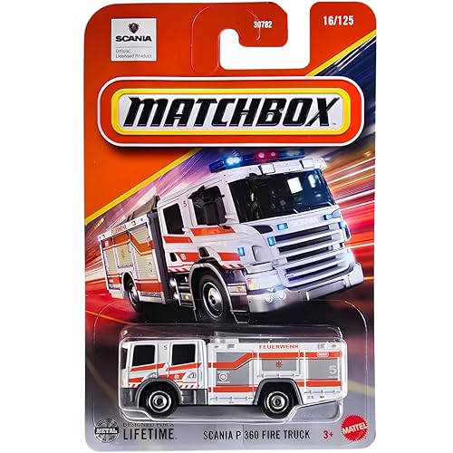 Hot Wheels Toy Car Track Set, Formula 1 Grand Prix Circuit Hero Trackset with 3 1:64 Scale Die-Cast Toy Cars, Two Modes of Racing with a Motorized Booster