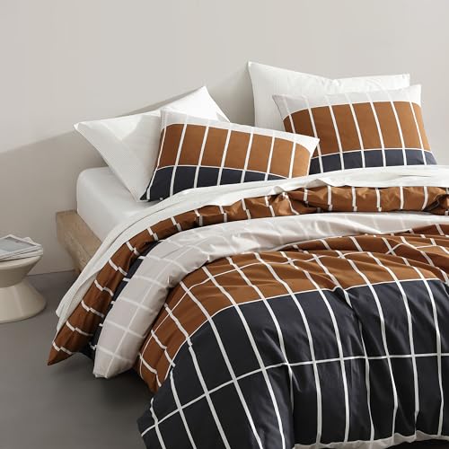 Image of MARIMEKKO - Queen Duvet Cover Set, Organic Cotton Bedding with Matching Shams, Modern Home Decor, GOTS Certified (Tiiliskivi Raita Charcoal, Queen)
