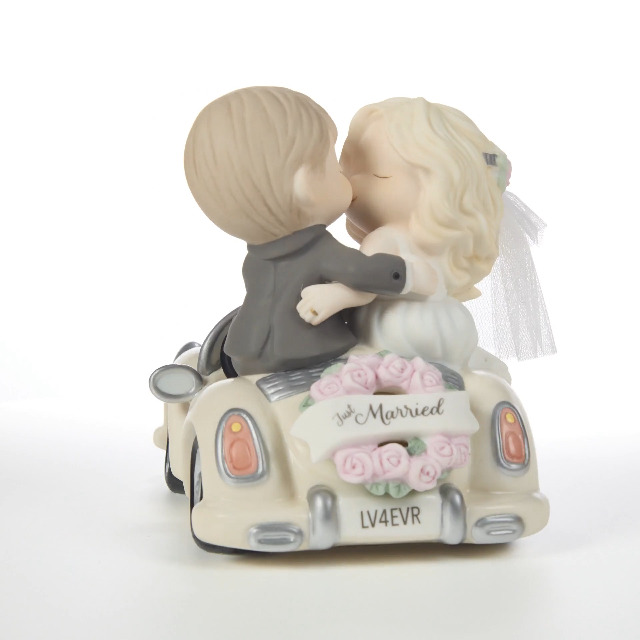 【新品】MUCH TOO ROMANTIC! The Collectors Amazon.com: Precious Moments 222011 On The Road to Forever