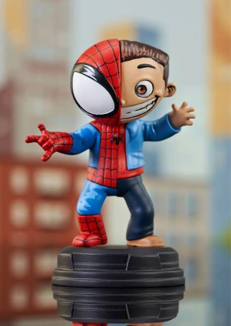 ピーターパーカー　ミニスタチュー Amazon.co.jp: ピーターパーカー ミニスタチュー : ファッション