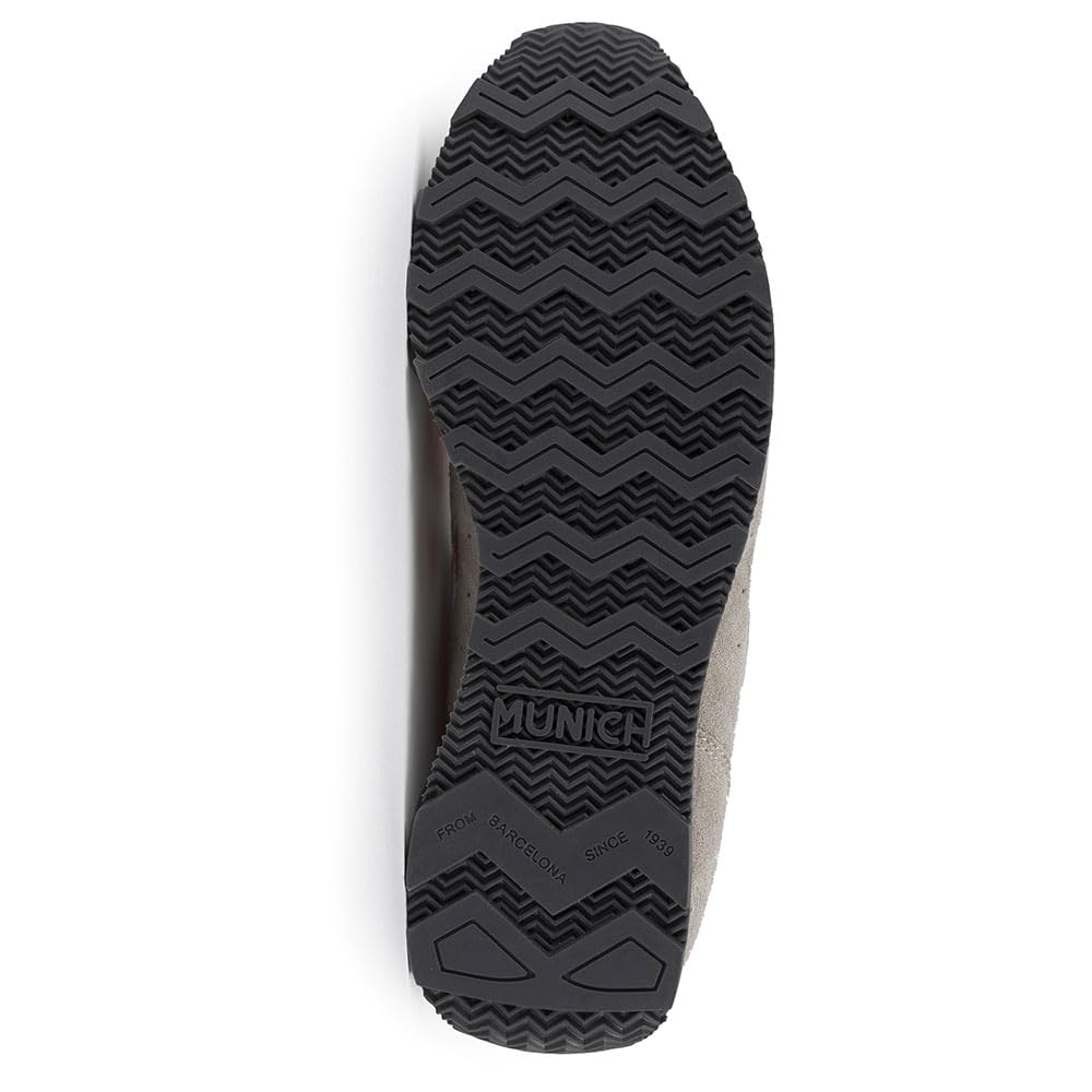 Munich Um 81 Trainers EU 42