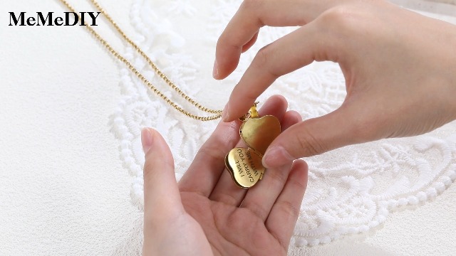 MeMeDIY Collana Con Medaglione A Cuore Personalizzata: Acciaio Inossidabile, Scegli Colore E Tipo (Modello/Lucido/Incavato)