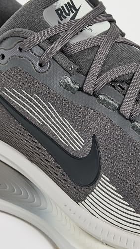 Image of Nike Mens Vomero 18